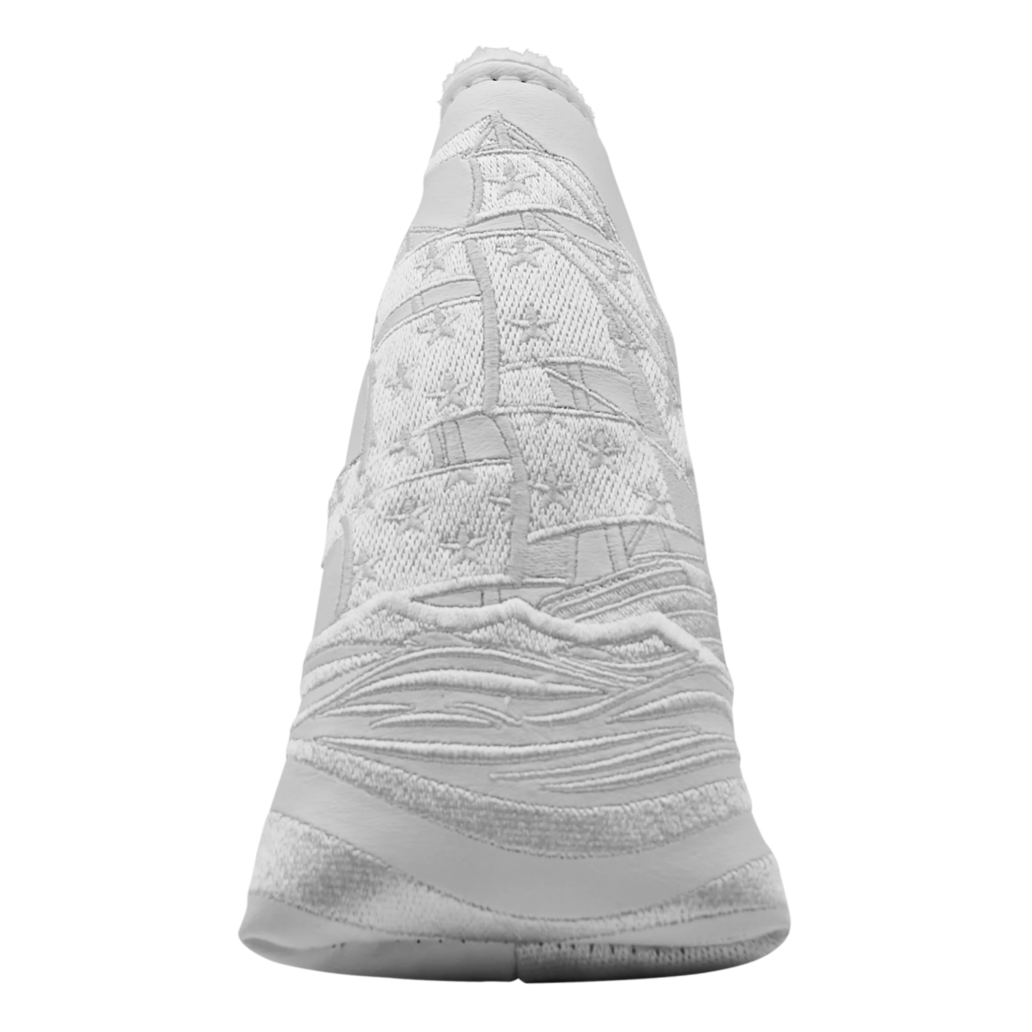 American Championship White Buffalo Blade Headcover
